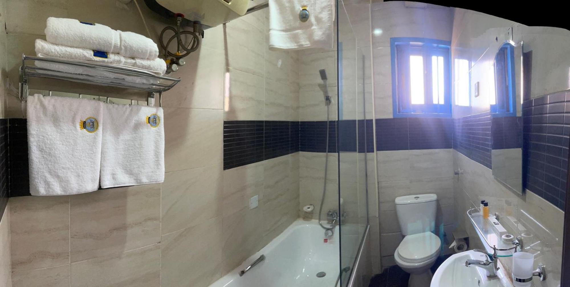 Aa Hotel And Suites Abuja Buitenkant foto