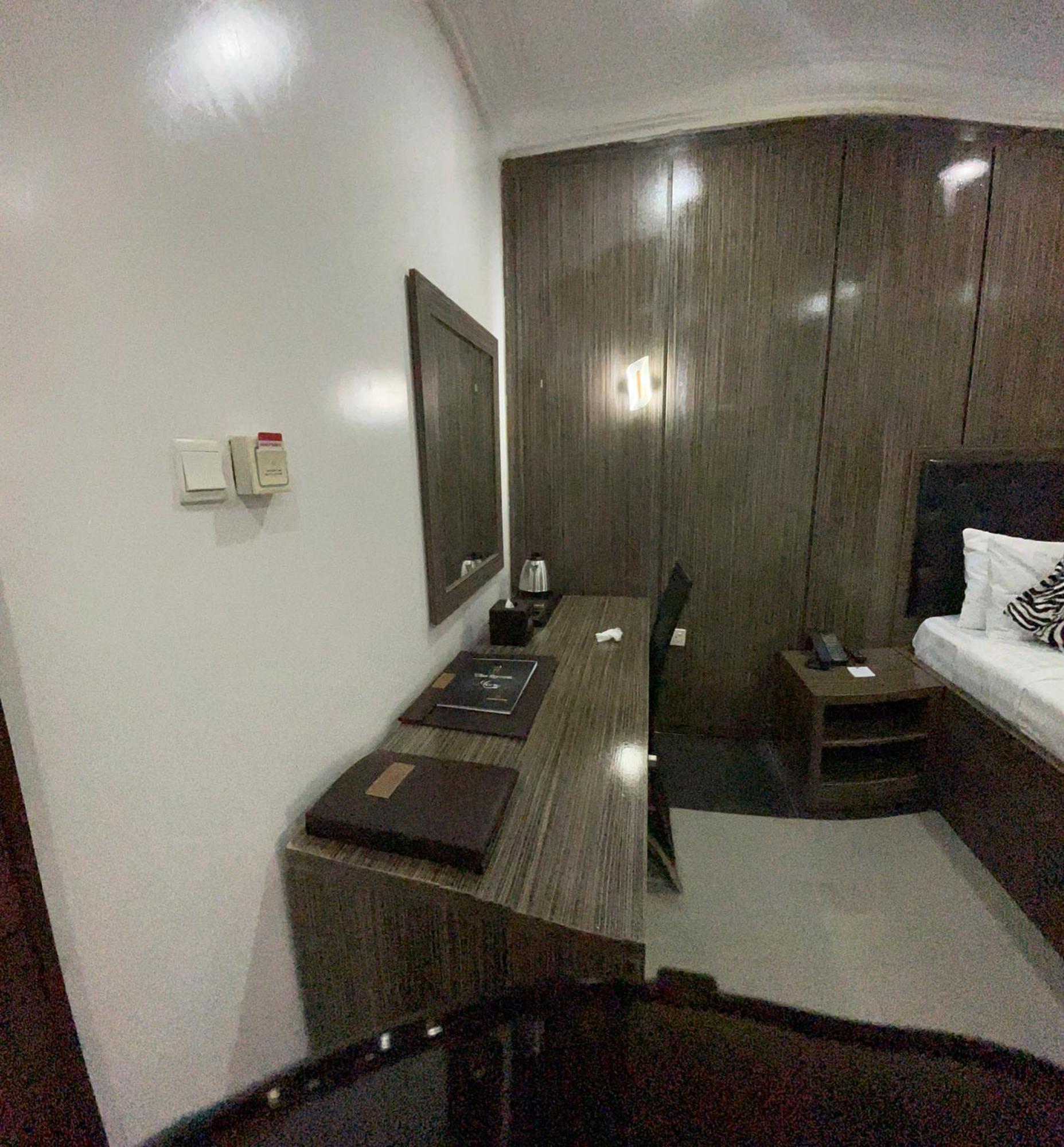 Aa Hotel And Suites Abuja Buitenkant foto