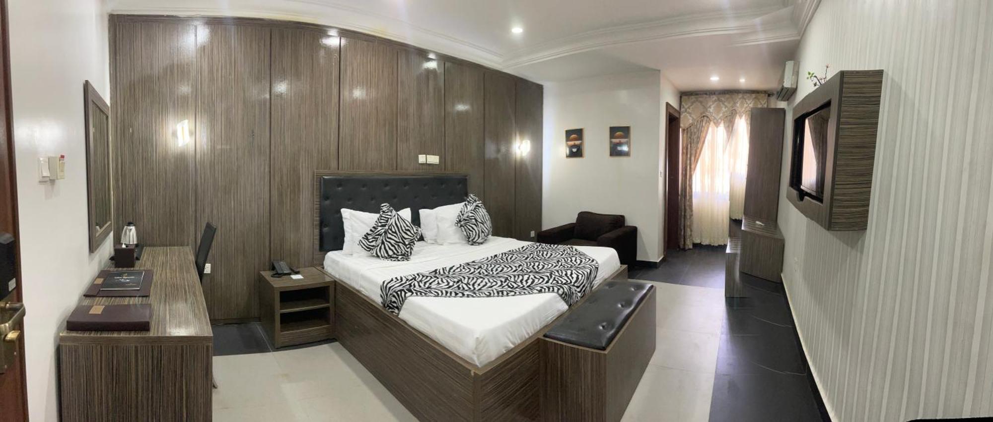 Aa Hotel And Suites Abuja Buitenkant foto
