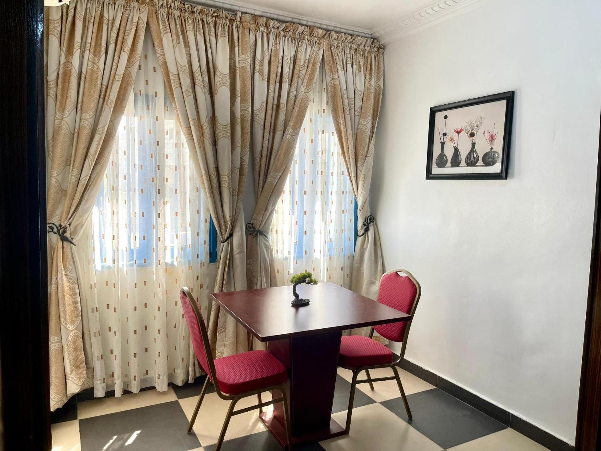 Aa Hotel And Suites Abuja Buitenkant foto
